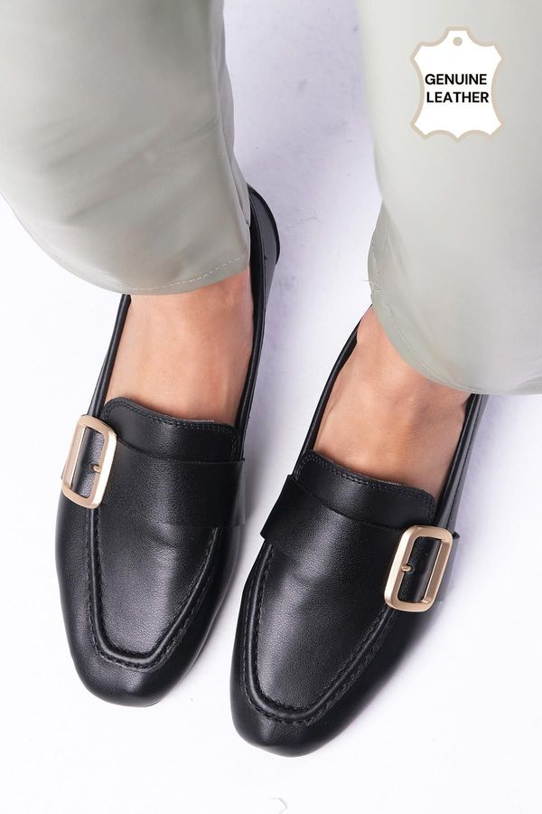 Mio Gusto Mio Gusto Martina Genuine Leather Black Color Flat Toe Women's Loafer Shoes