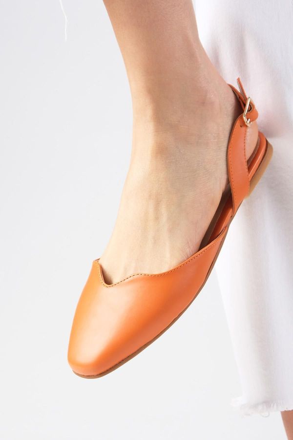 Mio Gusto Mio Gusto Mayra Orange Color Open Back Blunt Toe Women's Ballerina Shoes