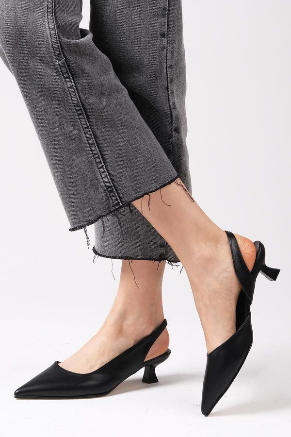 Mio Gusto Mio Gusto Mitzie Black Women's Shoes with Open Back Short Heels.