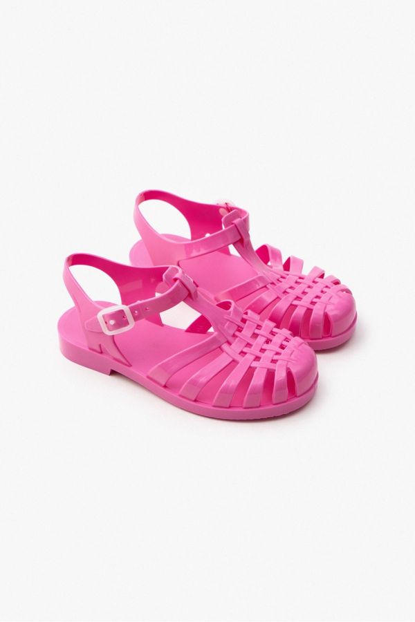 NİŞANTAŞI SHOES NİŞANTAŞI SHOES Anderline Jr. Candy Pink Matte Belt Detail Children's Sandals