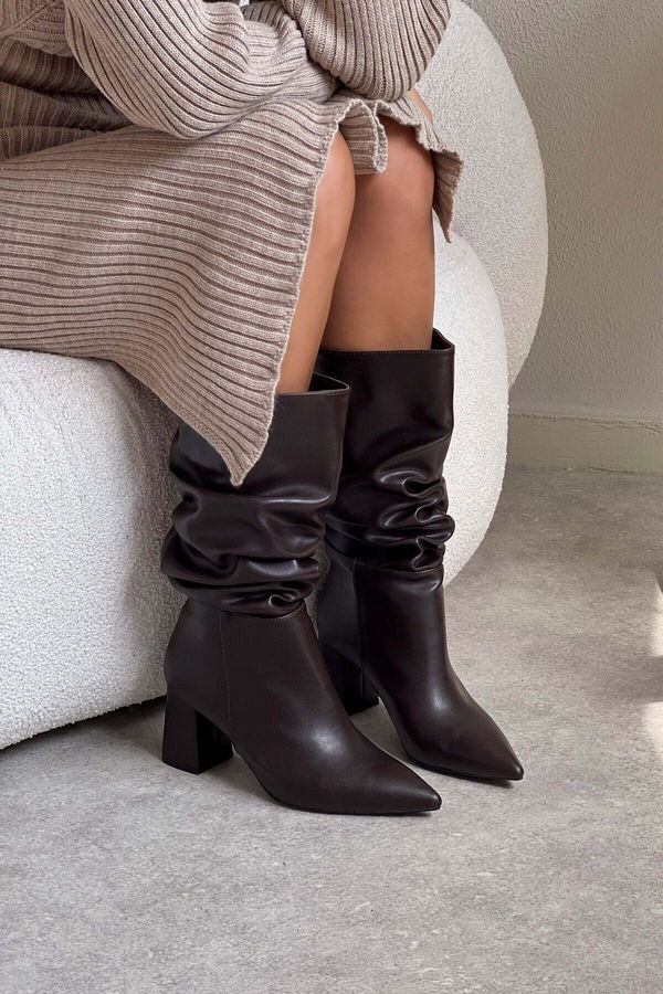 NİŞANTAŞI SHOES NİŞANTAŞI SHOES Janelle Brown Matte Gaiter Pointed Toe Women's Heeled Boots