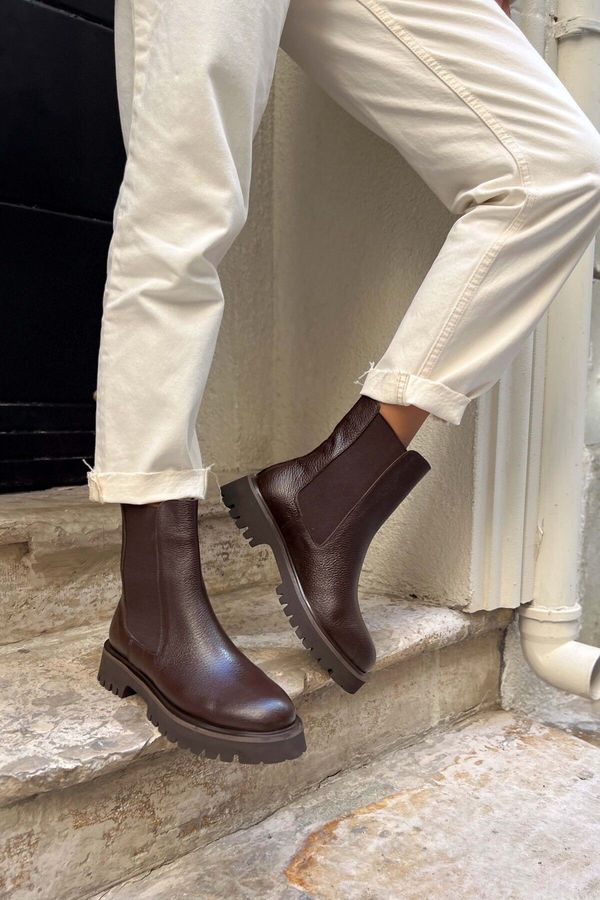 NİŞANTAŞI SHOES NİŞANTAŞI SHOES Lennon Brown Genuine Leather Rubber Detail Thick Sole Women's Boots