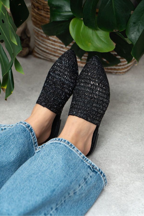 NİŞANTAŞI SHOES NİŞANTAŞI SHOES Moon Black Metallic Knit Detail Flat Sole Women's Slippers