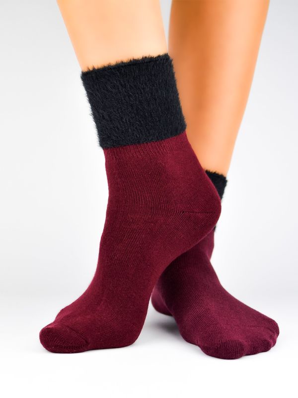 NOVITI NOVITI Woman's Socks SF001-G-04