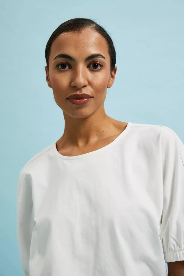 Moodo Off-white blouse