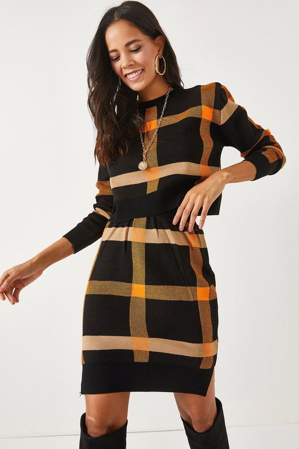 Olalook Olalook Black Top Crop Sweater Bottom Slit Skirt Set