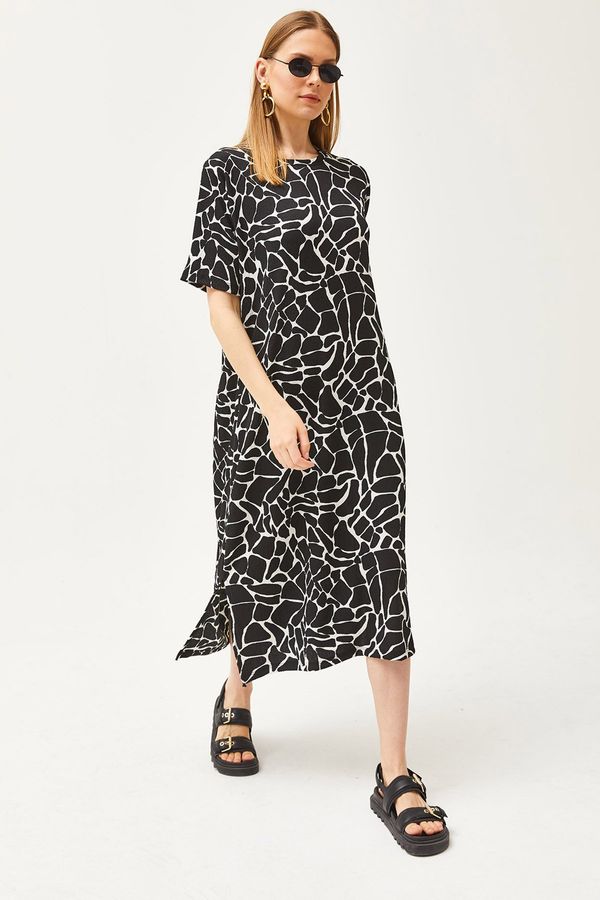 Olalook Olalook Crescent Stone Black Side Slit Oversize Dress