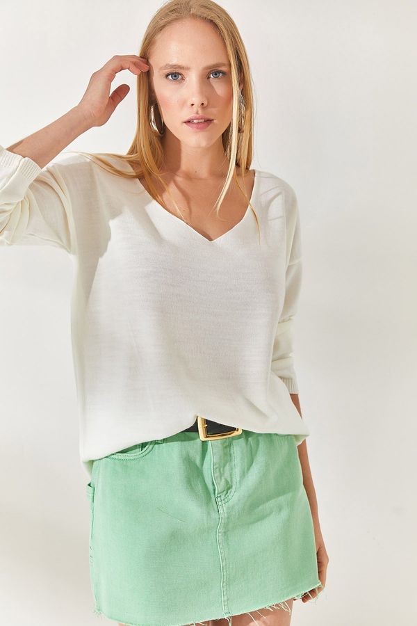 Olalook Olalook White V Neck Loose Knitwear Blouse