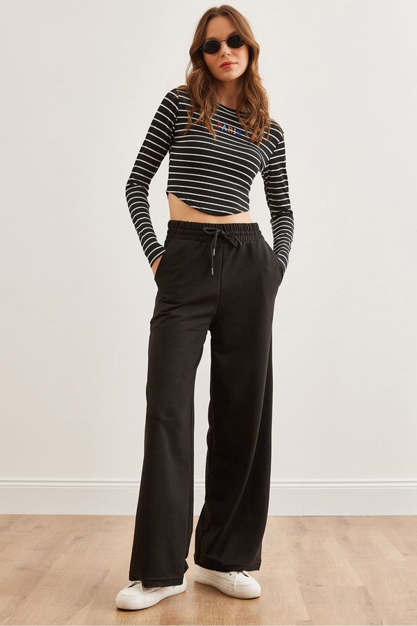 Olalook Olalook Women's Black Pocketed Waist Tied Wide Leg Sweatpants ESF-00000075