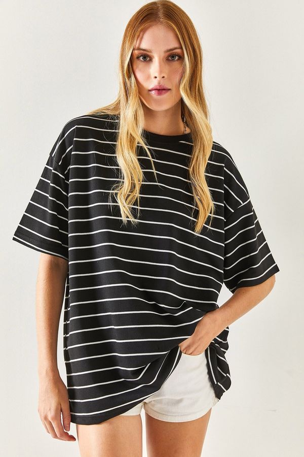 Olalook Olalook Women's Black Striped 2 Thread Oversize Unisex T-Shirt