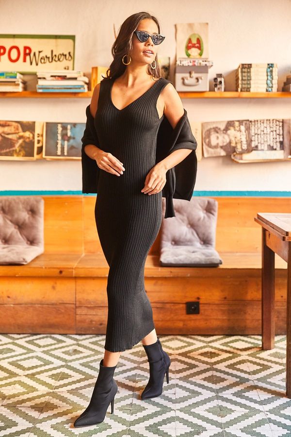 Olalook Olalook Women's Black Top Crop Sweater Bottom Strap Dress Knitwear Suit