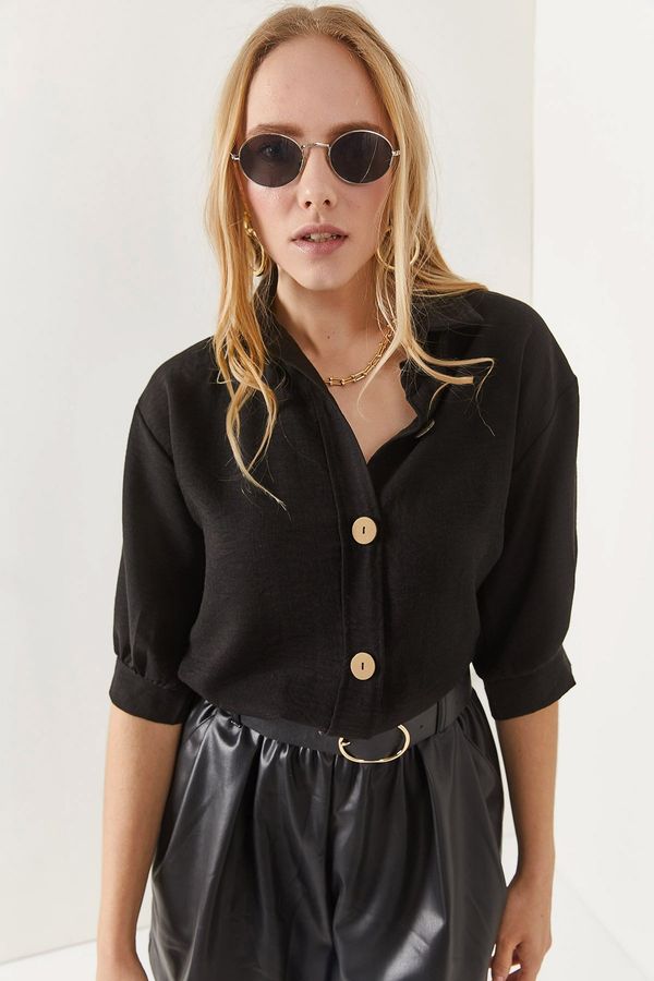 Olalook Olalook Women's Black Wooden Button Three Quarter Sleeve Linen Shirt