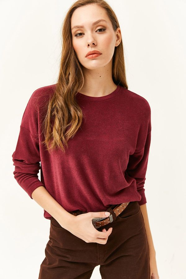 Olalook Olalook Women's Burgundy Crew Neck Bat Soft Textured Blouse