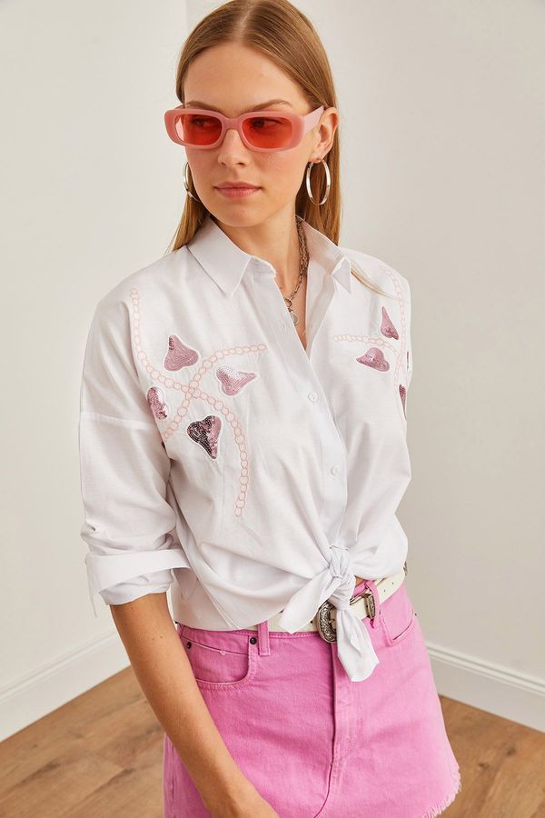 Olalook Olalook Women's Heart White Palm Sequin Detailed Woven Shirt