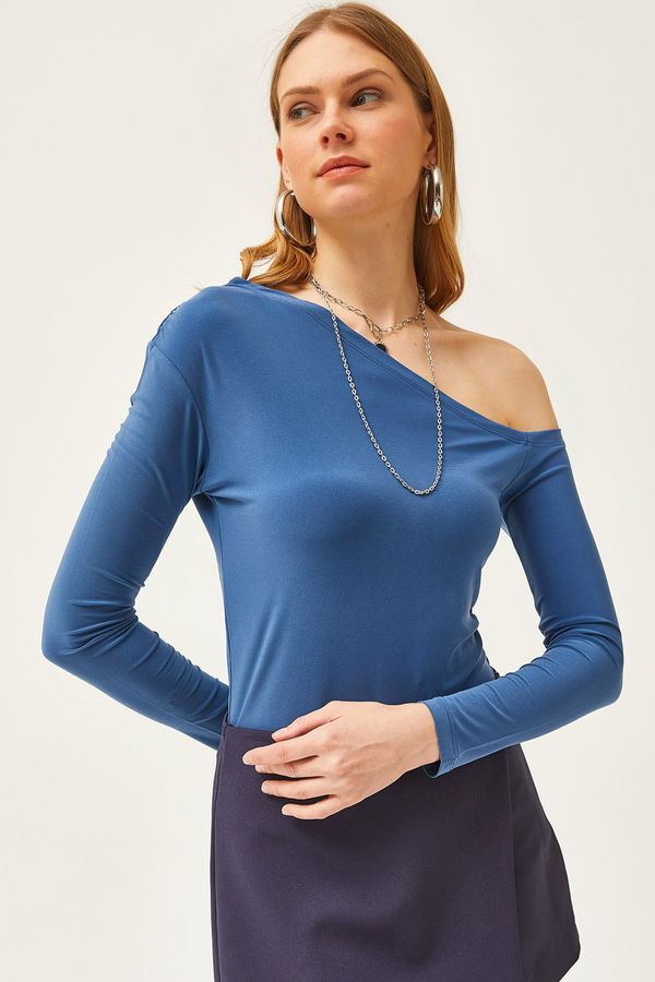 Olalook Olalook Women's Indigo Asymmetric Collar Lycra Sandy Blouse