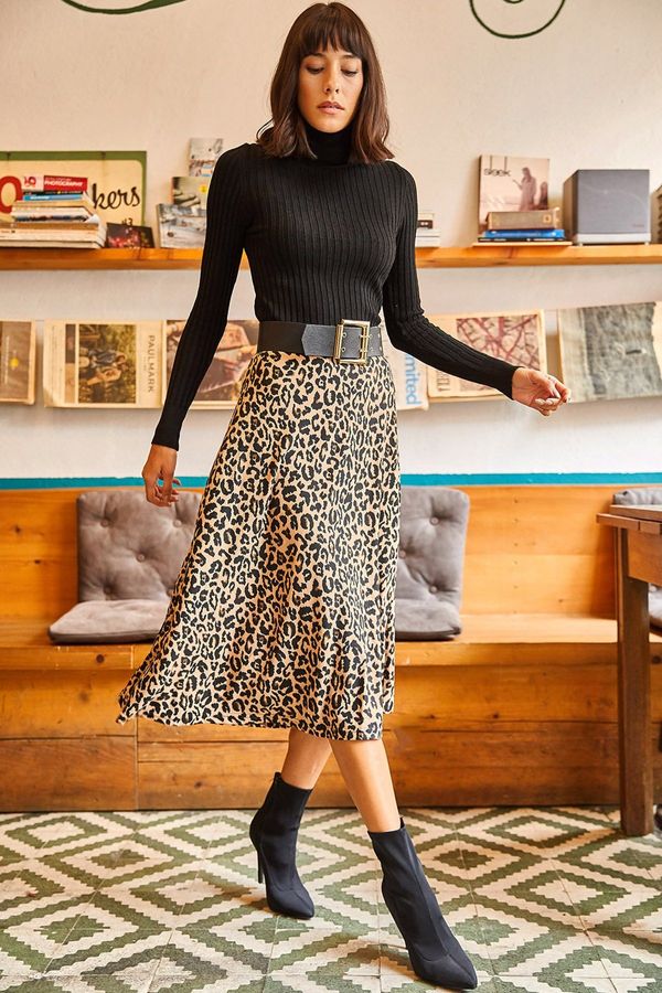 Olalook Olalook Women's Mink Leopard A-Line Skirt with Elastic Waist, Suede Textured
