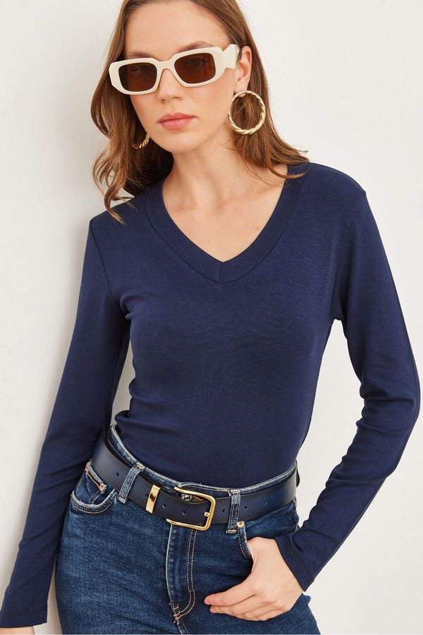 Olalook Olalook Women's Navy Blue V-Neck Flowy Soft Touch Blouse