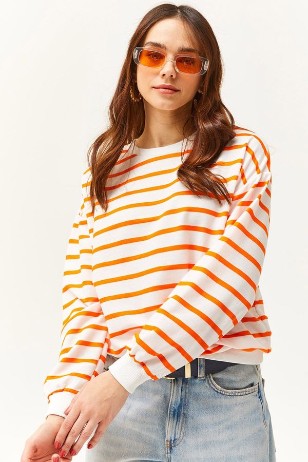 Olalook Olalook Women's White Neon Orange Basic Soft Textured Loose Sweatshirt