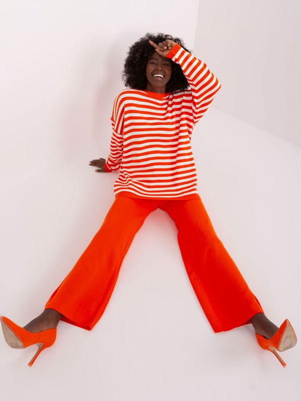 Fashionhunters Orange and ecru set with wide legs