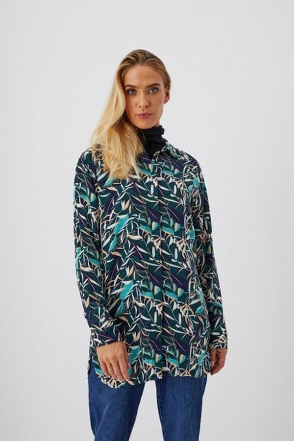 Moodo Patterned shirt with a long cut
