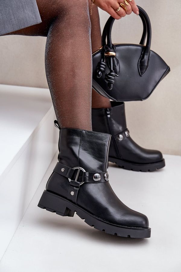 PE1 PE1 Ankle Boots With Flat Heel Insulated With Decorative Straps Black Felilania