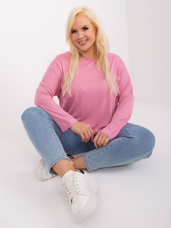 Fashionhunters Pink plus size blouse with Paloma patch