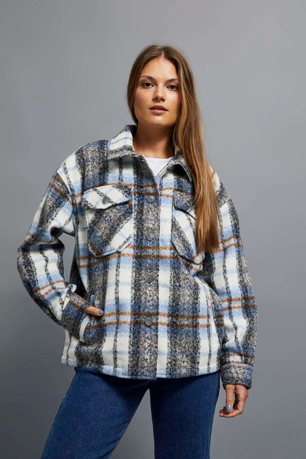 Moodo Plaid shirt jacket