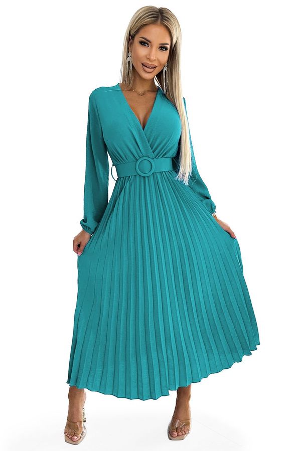 NUMOCO Pleated midi dress with a neckline, long sleeves and a wide belt Numoco