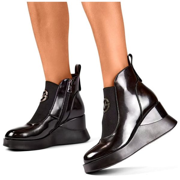 primohurt primohurt Leather patent leather women's wedge boots. Elegant, insulated women's ankle boots