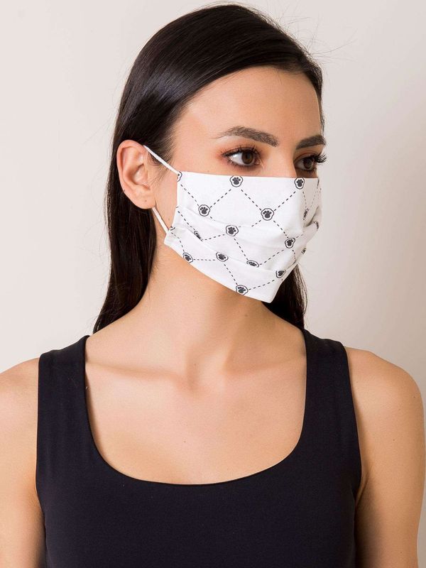 Fashionhunters Reusable white protective mask made of cotton