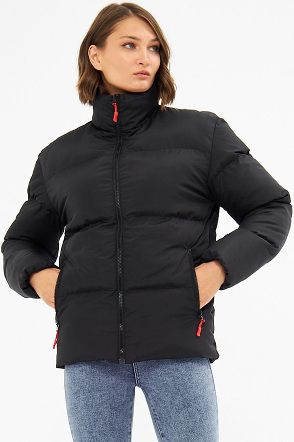 River Club River Club Women's Black Fiber Inside Water and Windproof Inflatable Winter Coat