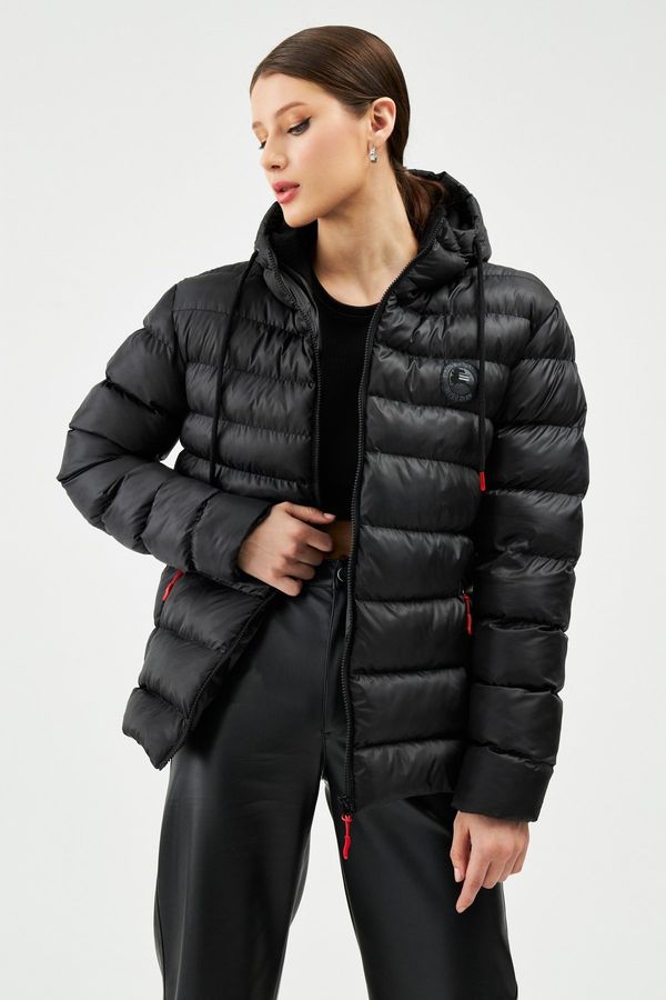 River Club River Club Women's Black Lined Water And Windproof Hooded Winter Puffer Coats