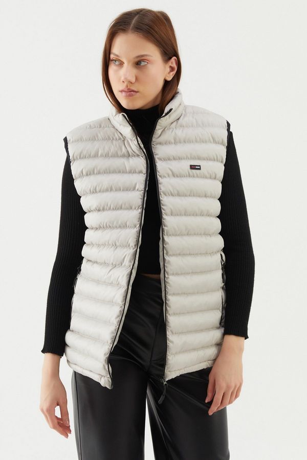 River Club River Club Women's Lined Water and Windproof Regular Fit Stone Puffer Vest