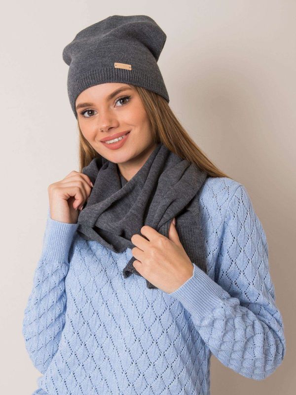 Fashionhunters RUE PARIS Dark gray set of cap and scarf