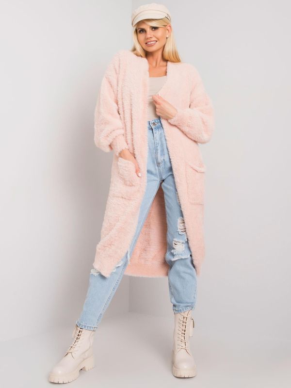 Fashionhunters RUE PARIS Light pink fur cape with pockets