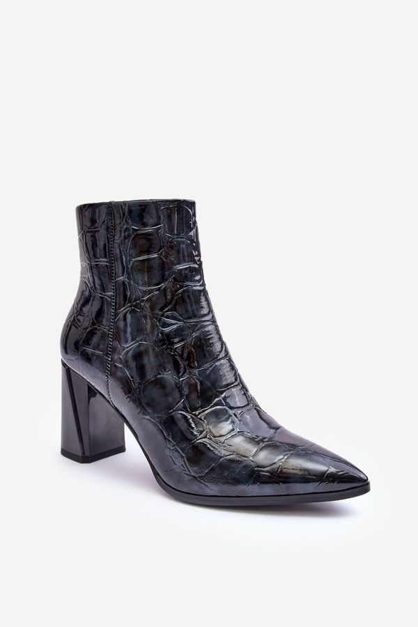 S. BARSKI S. BARSKI Leather Lacquered Boots on Heel SBarski