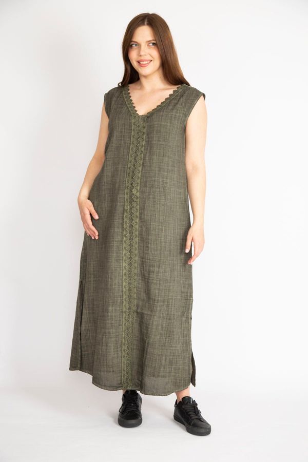 Şans Şans Women's Khaki Plus Size Lace Detailed V Neck Linen Dress with Side Slit