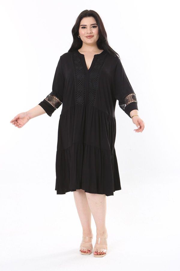 Şans Şans Women's Large Size Black Collar and Sleeve Lace Detailed Layered Dress