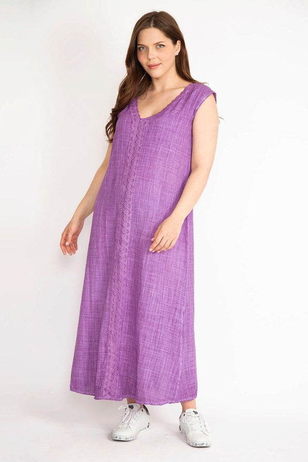 Şans Şans Women's Lilac Plus Size Lace Detailed V-Neck Side Slit Linen Dress