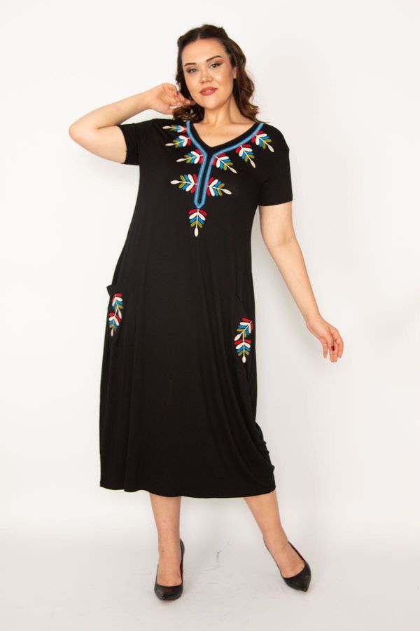 Şans Şans Women's Plus Size Black Viscose Dress with Embroidery Detail V-neck