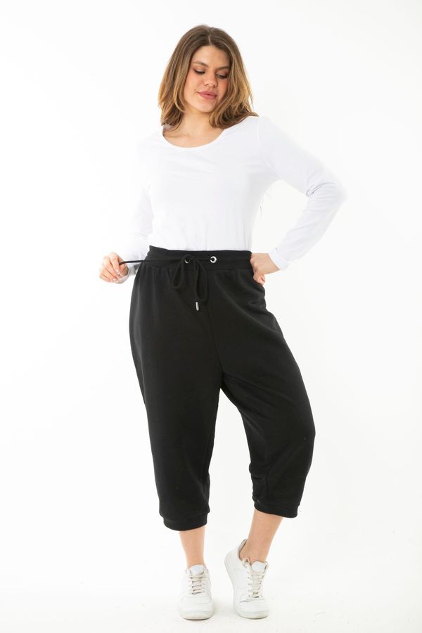 Şans Şans Women's Plus Size Black Waist Eyelets Lace-Up And Elastic Tracksuit Bottom Capri