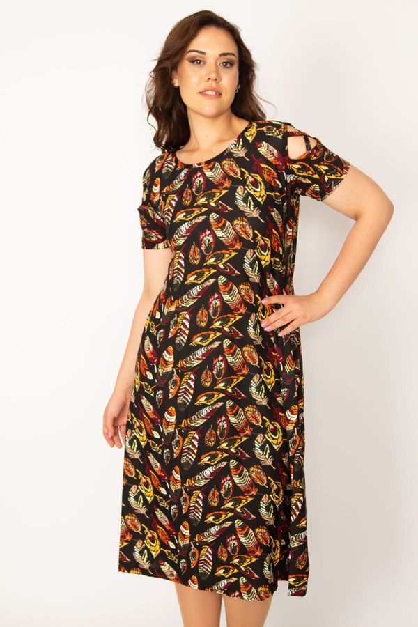 Şans Şans Women's Plus Size Colorful Decollete Floral Patterned Dress