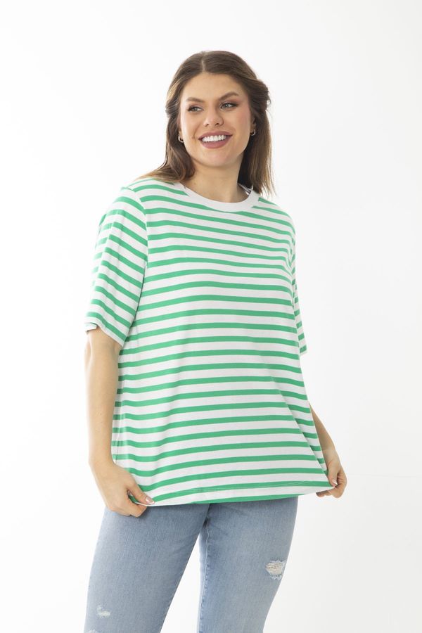 Şans Şans Women's Plus Size Green Crewneck Striped Blouse