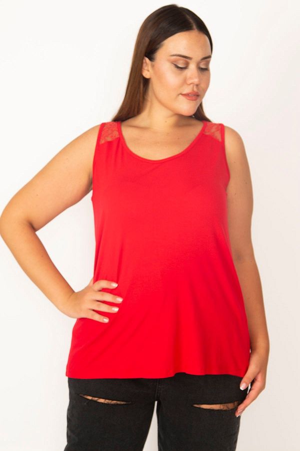 Şans Şans Women's Plus Size Red Blouse With Lace Shoulders And A yoke at the back