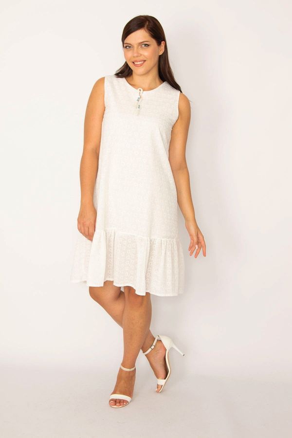 Şans Şans Women's Plus Size White Embroidered Fabric Lined Dress