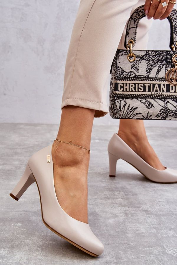 SERGIO LEONE Sergio Leone Women's Pumps Light beige Orsola