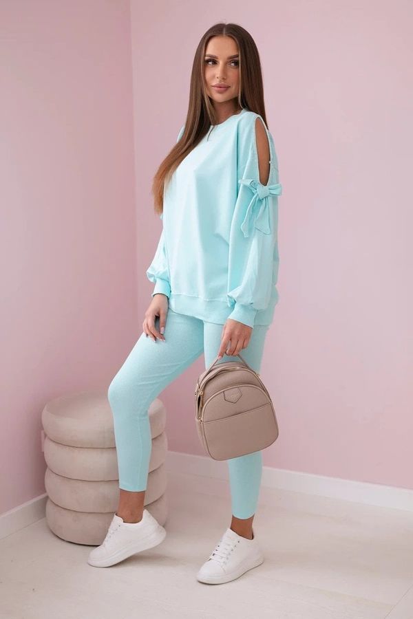 Kesi Set of sweatshirts with a bow on the sleeves and mint leggings