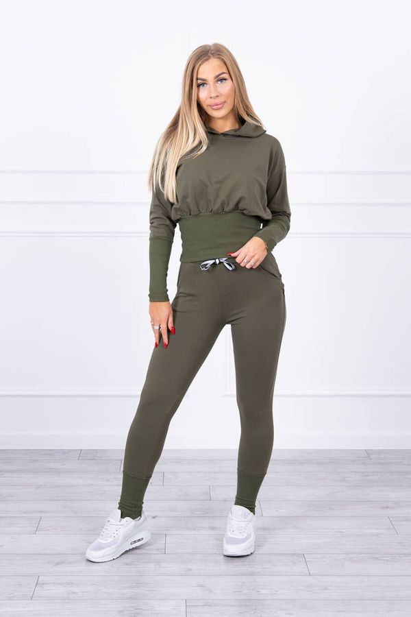 Kesi Set with wide cuffs in khaki color