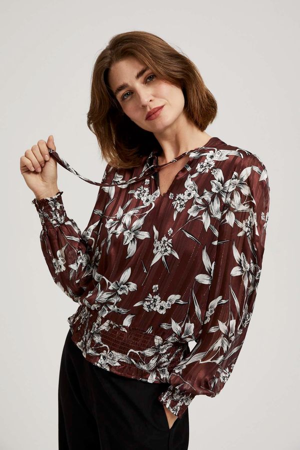Moodo Shirt with floral pattern