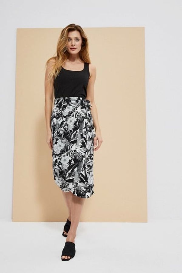 Moodo Skirt with a floral print